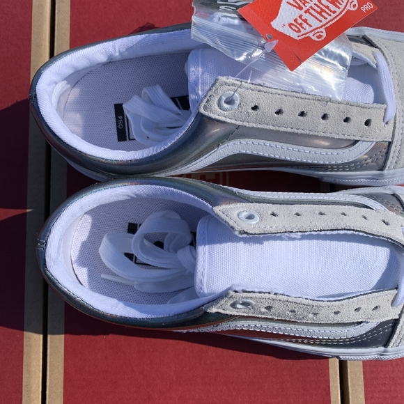 Van's Old Skool Pro Silver Rainbow Various Sizes - Picture 4 of 10